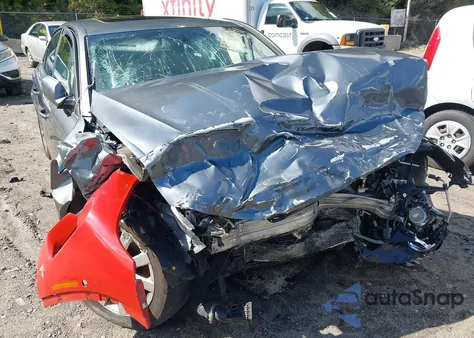 2013 Audi A4 2.0T Premium из США, поврежденный, VIN WAUBFAFL6DN032701